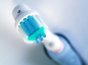 electric-toothbrush-4-511602-m
